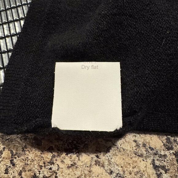 NWT Belinda Robertson Sweater Cashmere Old Money Quiet Luxury Cozy Black Small - Picture 6 of 8